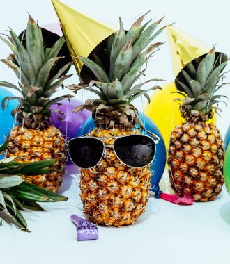 funny pineapples mobile